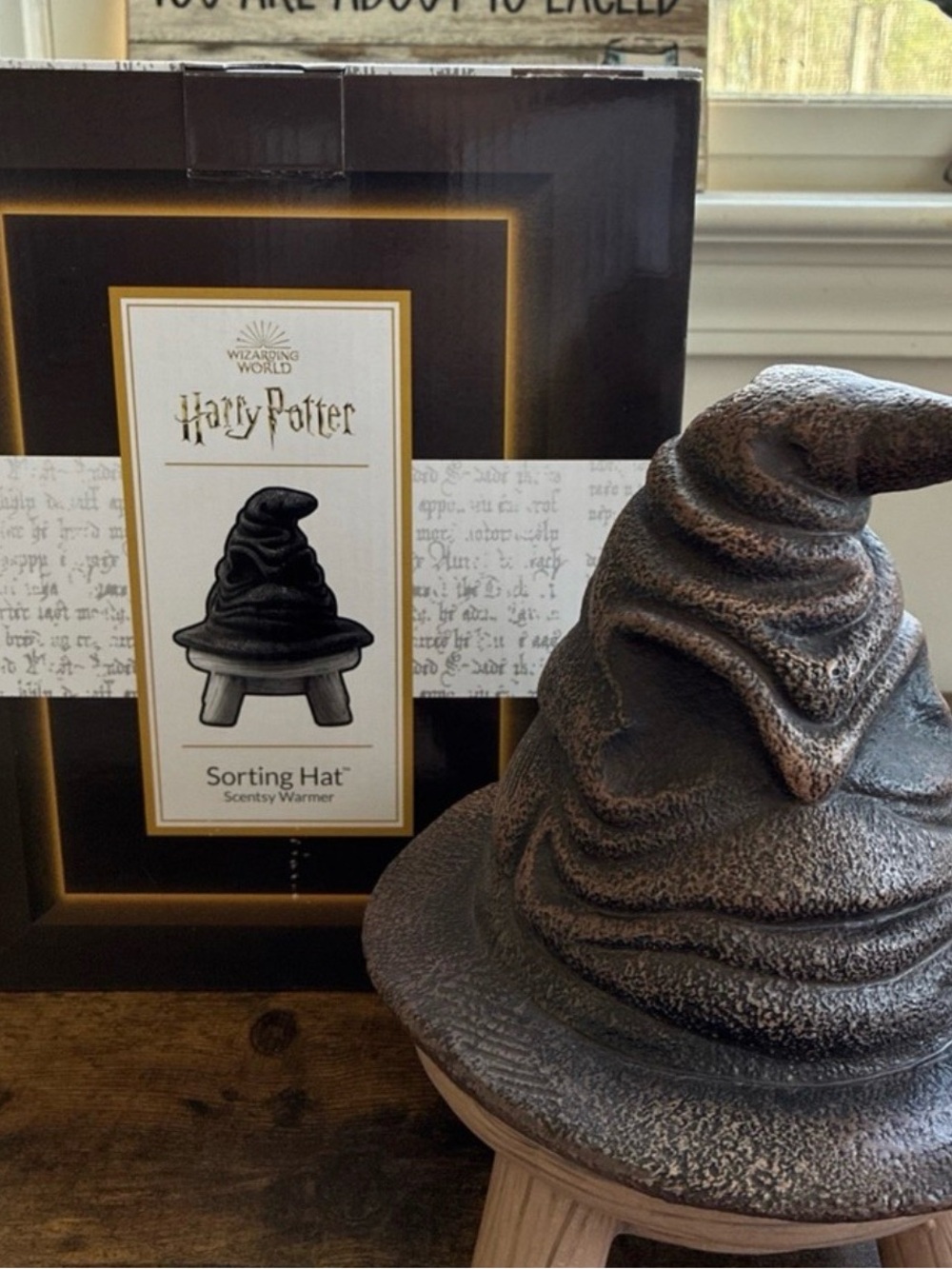 Scentsy Dark Bronze Sorting Hat Warmer